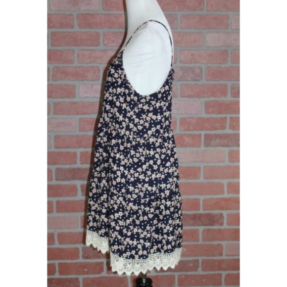 Tea n Rose Navy Blue Floral Dress w/ Open Back - Picture 4 of 7